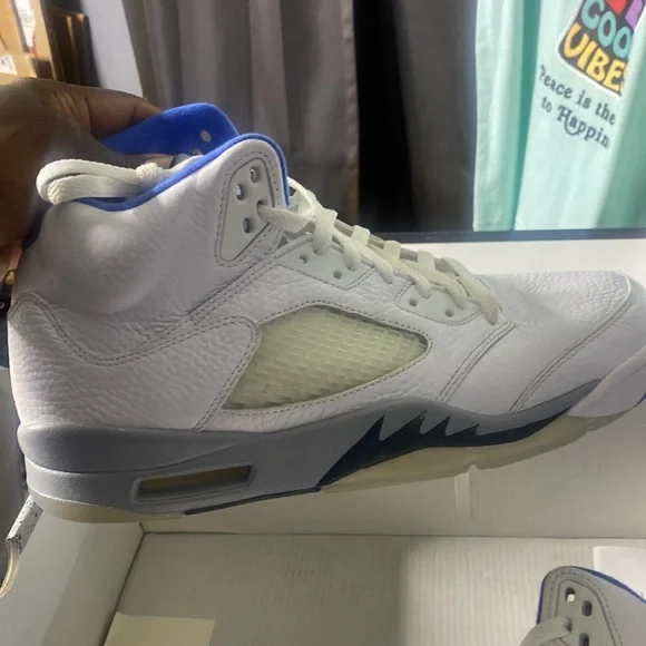 Air Jordan 5 black hyper royal blue preowned Dd0587-140 - Picture 2 of 5